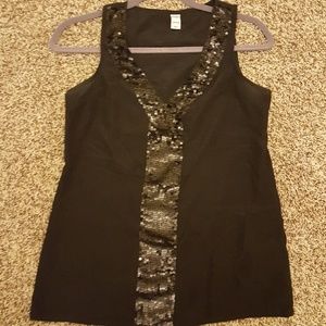 Black sleeve less shirt